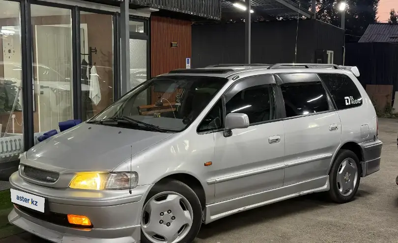 Honda Shuttle 2000 года за 2 500 000 тг. в Алматы