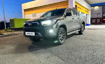Toyota Hilux 2022 года за 27 000 000 тг. в Уральск фото 2