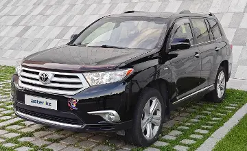 Toyota Highlander 2013 года за 12 800 000 тг. в Алматы фото 1