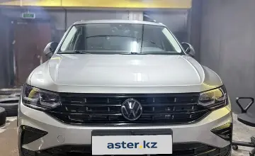 Volkswagen Tiguan 2021 года за 15 000 000 тг. в Астана фото 4