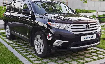 Toyota Highlander 2013 года за 12 800 000 тг. в Алматы фото 3