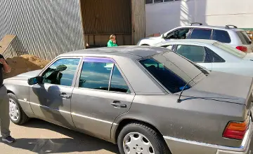 Mercedes-Benz E-Класс 1992 года за 1 200 000 тг. в Астана фото 1