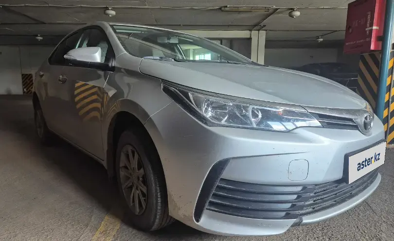 Toyota Corolla 2018 года за 7 500 000 тг. в Астана фото 3