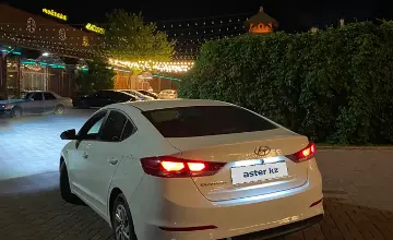 Hyundai Elantra 2017 года за 6 500 000 тг. в Алматы