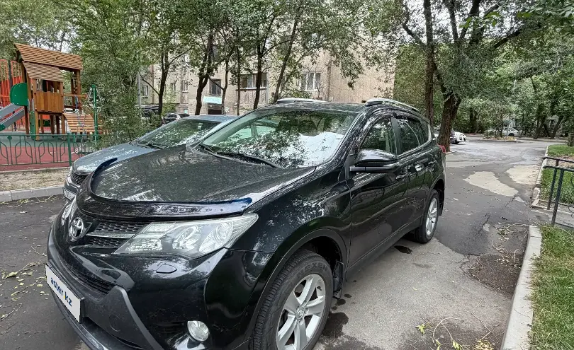 Toyota RAV4 2013 года за 9 500 000 тг. в Алматы фото 2
