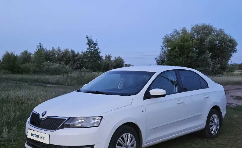 Skoda Rapid 2014 года за 4 500 000 тг. в Уральск