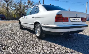 BMW 5 серии 1993 года за 1 650 000 тг. в Карагандинская область фото 4