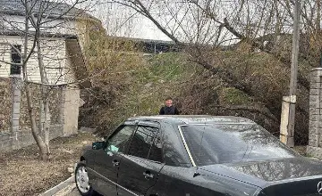 Mercedes-Benz E-Класс 1992 года за 800 000 тг. в Алматы фото 4
