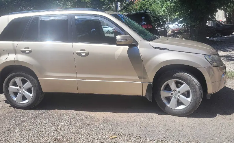 Suzuki Grand Vitara 2011 года за 6 000 000 тг. в Алматы фото 2