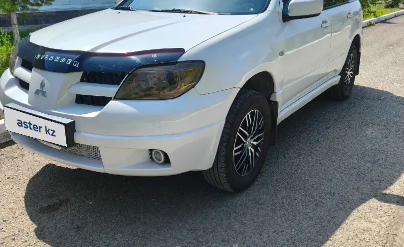 Mitsubishi Outlander 2004 года за 3 600 000 тг. в Астана фото 1