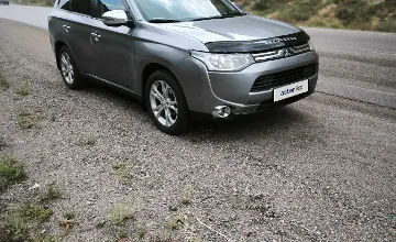 Mitsubishi Outlander 2012 года за 7 200 000 тг. в Алматы фото 4