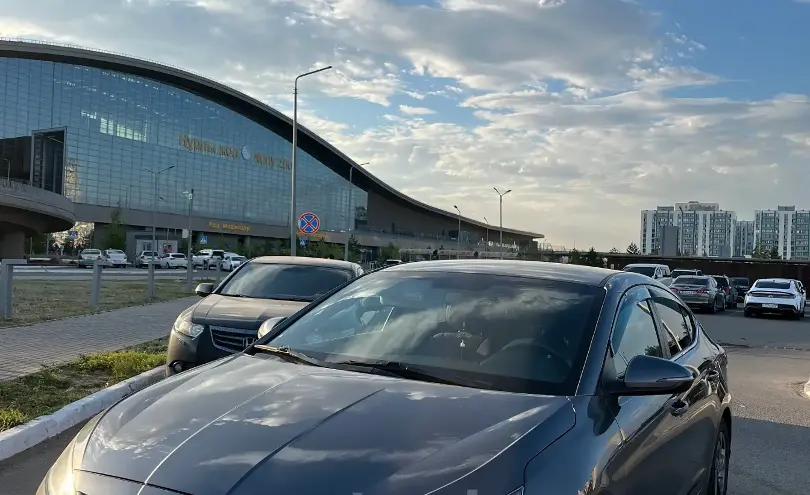 Hyundai Elantra 2020 года за 7 200 000 тг. в Астана