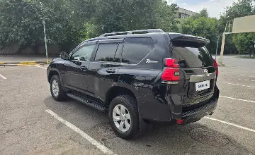 Toyota Land Cruiser Prado 2022 года за 26 000 000 тг. в Алматы