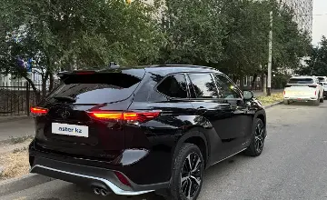 Toyota Highlander 2022 года за 16 500 000 тг. в Шымкент фото 4