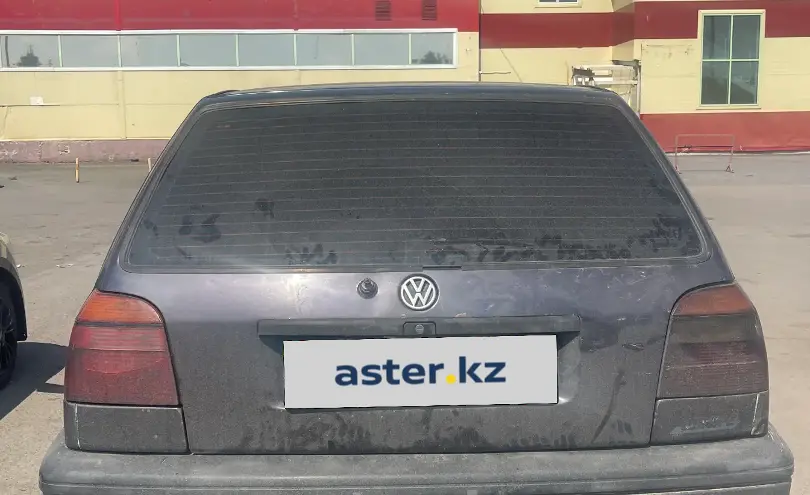 Volkswagen Golf 1993 года за 840 000 тг. в Астана фото 4