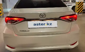 Toyota Corolla 2019 года за 8 500 000 тг. в Астана фото 4