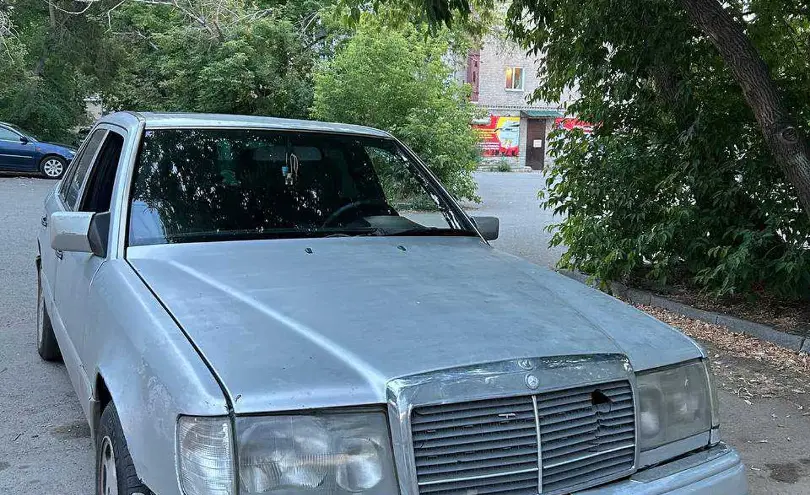 Mercedes-Benz W124 1992 года за 1 000 000 тг. в Павлодар