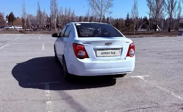 Chevrolet Aveo 2014 года за 2 450 000 тг. в Павлодар фото 4