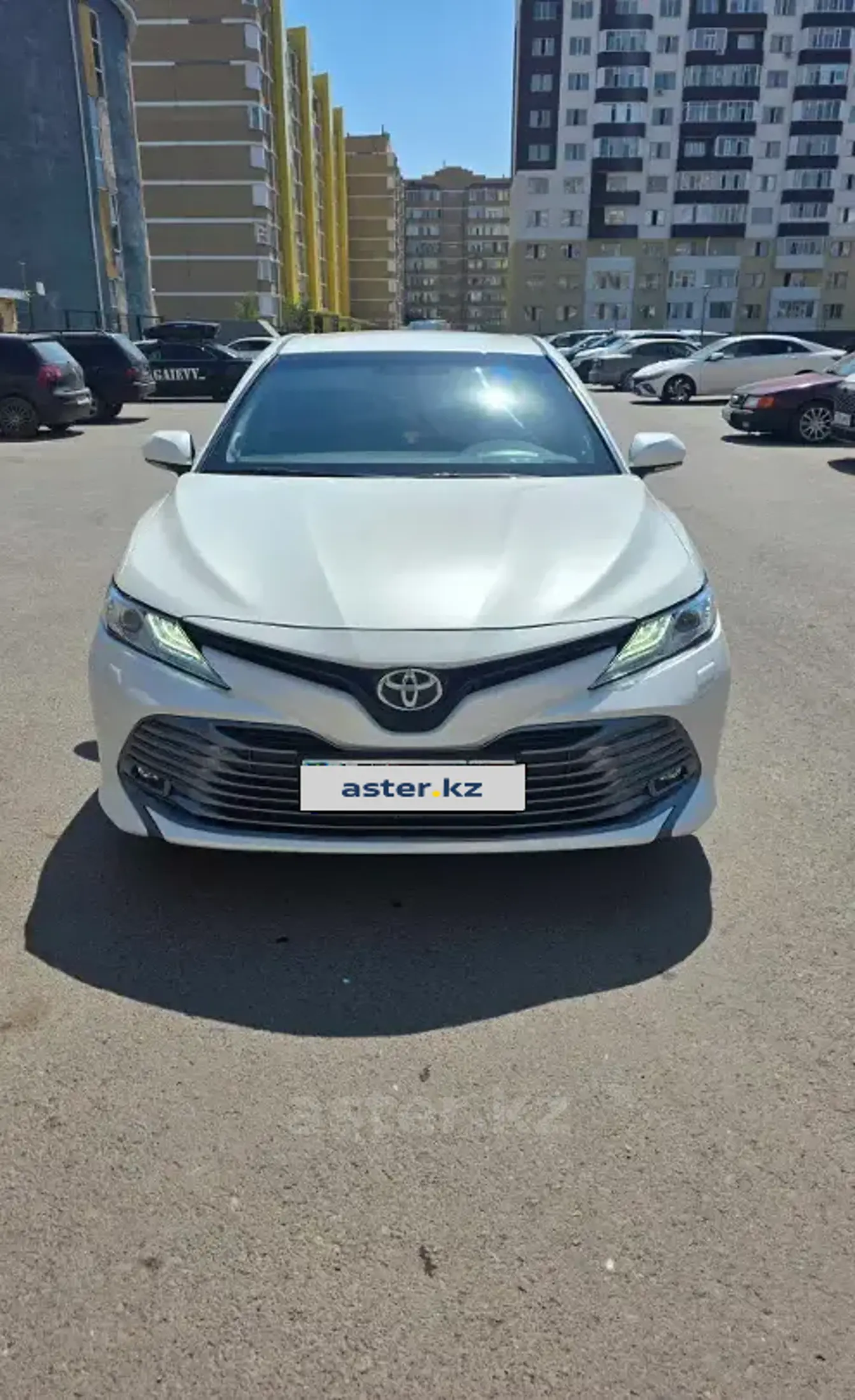 Toyota Camry 2019 года за 13 500 000 тг. в Астана фото 2