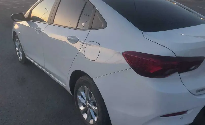 Chevrolet Onix 2024 года за 6 700 000 тг. в Алматы фото 2