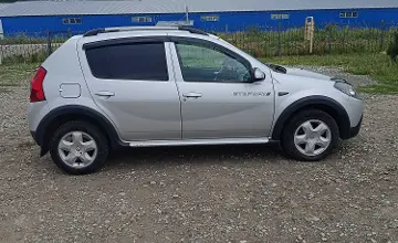 Renault Sandero 2014 года за 3 900 000 тг. в Костанай фото 2