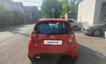 Chevrolet Spark 2014 года за 3 200 000 тг. в Алматы фото 3