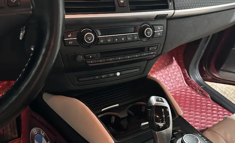 BMW X6 2011 года за 10 500 000 тг. в Астана