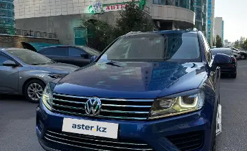 Volkswagen Touareg 2014 года за 12 100 000 тг. в Астана фото 1