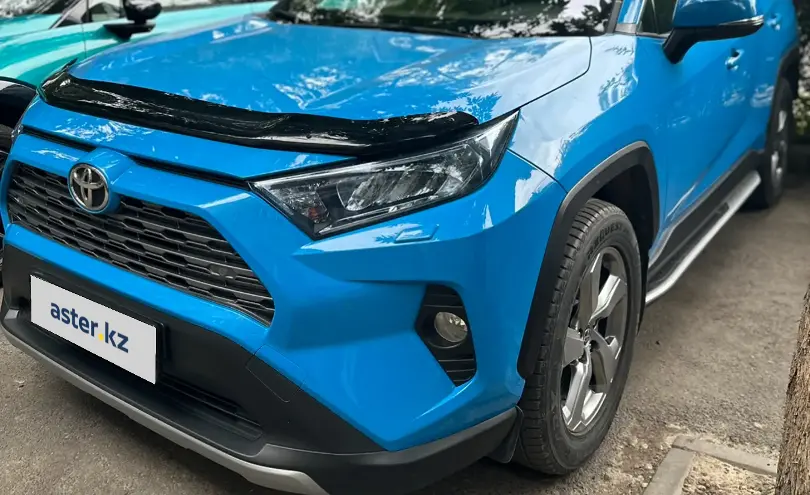 Toyota RAV4 2021 года за 14 500 000 тг. в Алматы