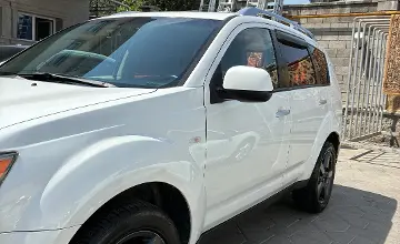Mitsubishi Outlander 2007 года за 5 400 000 тг. в Алматы фото 2
