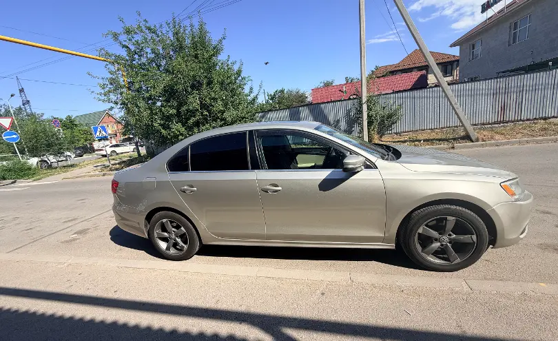 Volkswagen Jetta 2012 года за 4 000 000 тг. в Алматы фото 4