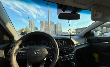 Hyundai Elantra 2020 года за 7 200 000 тг. в Астана
