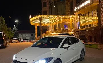 Hyundai Elantra 2017 года за 6 500 000 тг. в Алматы фото 2