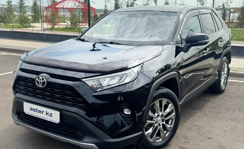 Toyota RAV4 2021 года за 15 300 000 тг. в Петропавловск фото 3