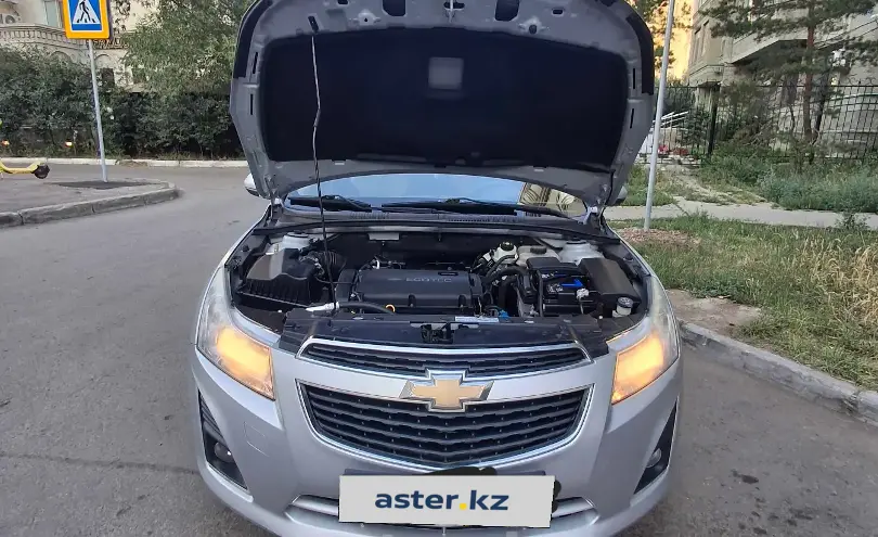 Chevrolet Cruze 2013 года за 4 500 000 тг. в Астана фото 2