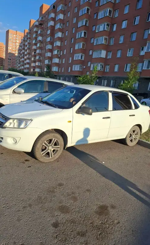 LADA (ВАЗ) Granta 2014 года за 2 000 000 тг. в Астана фото 1