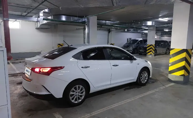 Hyundai Accent 2020 года за 8 380 000 тг. в Астана фото 4