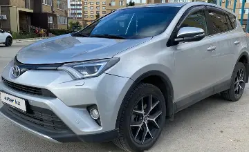 Toyota RAV4 2019 года за 12 000 000 тг. в Актобе фото 2