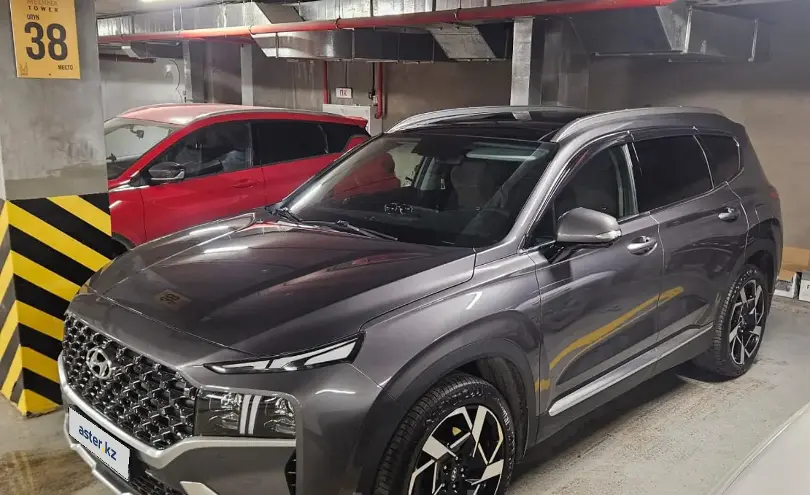 Hyundai Santa Fe 2023 года за 17 000 000 тг. в Астана
