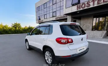Volkswagen Tiguan 2009 года за 5 500 000 тг. в Караганда фото 3