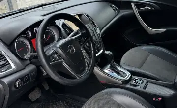 Opel Astra 2011 года за 3 700 000 тг. в Алматы фото 3