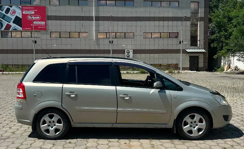 Opel Zafira 2008 года за 3 400 000 тг. в Карагандинская область фото 2