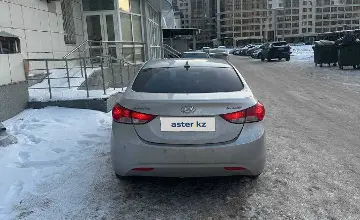 Hyundai Elantra 2011 года за 5 000 000 тг. в Астана фото 3