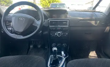 LADA (ВАЗ) Priora 2014 года за 2 500 000 тг. в Туркестанская область фото 3