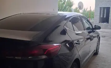 Hyundai Elantra 2018 года за 6 666 666 тг. в Туркестанская область фото 3