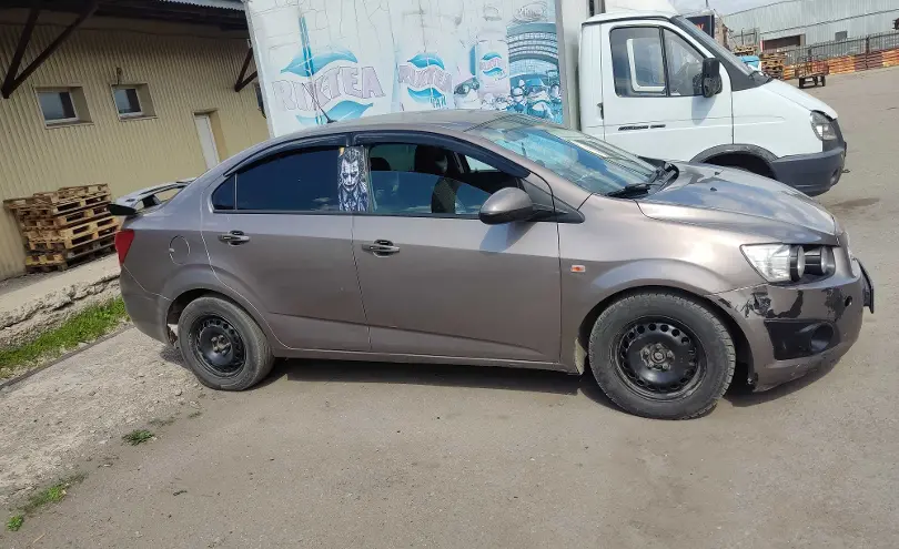 Chevrolet Aveo 2013 года за 2 300 000 тг. в Северо-Казахстанская область фото 2