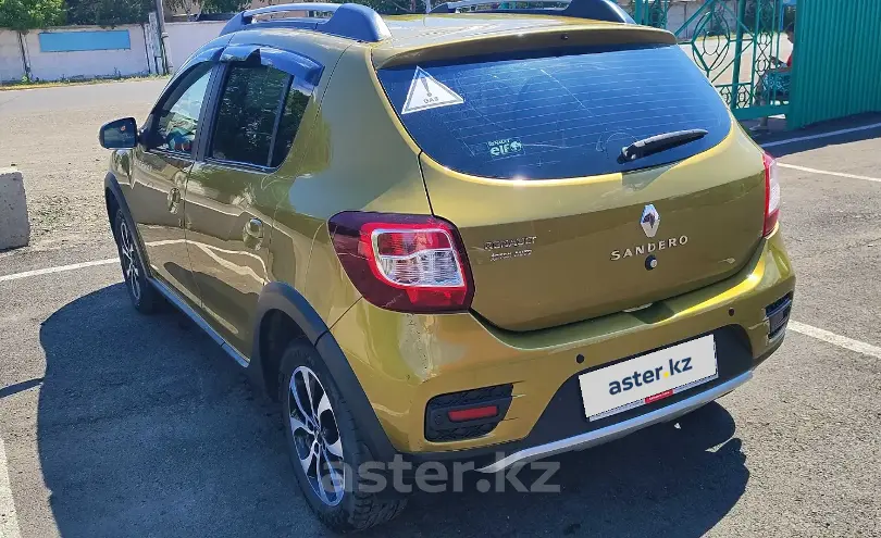 Renault Sandero 2016 года за 4 300 000 тг. в Карагандинская область фото 4