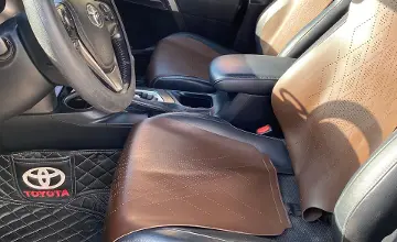 Toyota RAV4 2019 года за 12 000 000 тг. в Актобе