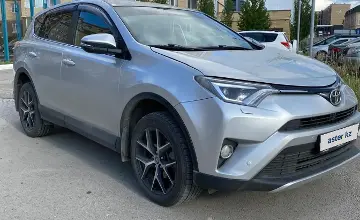 Toyota RAV4 2019 года за 12 000 000 тг. в Актобе фото 3
