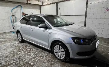Volkswagen Polo 2014 года за 4 700 000 тг. в Астана фото 2